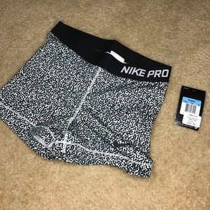 NWT Nike Pro shorts
